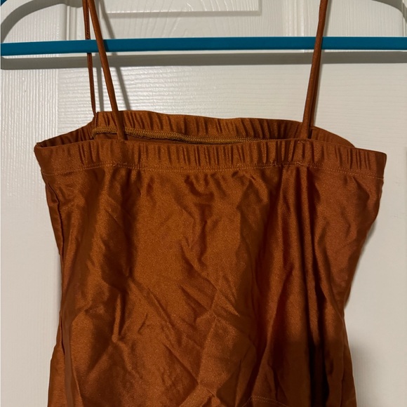 Love Culture Bronze Metallic Top - Picture 4 of 5